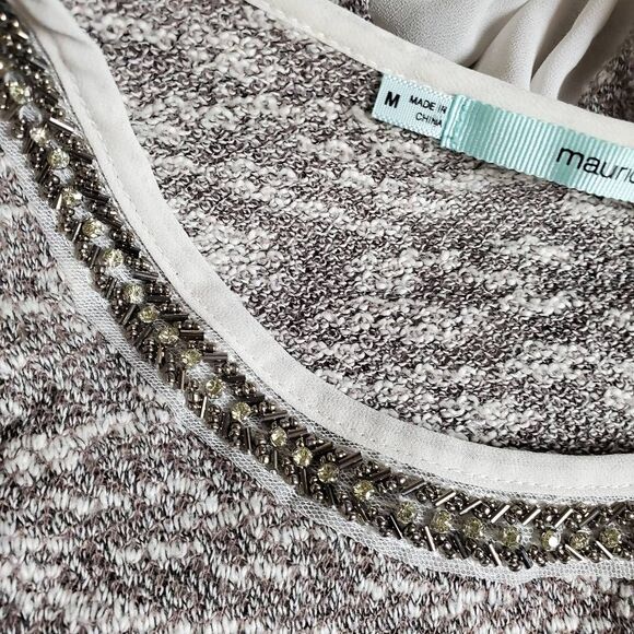 Maurices Women’s Knit Top Embellished Neck Back Split Layered Hem Size M - Picture 4 of 8